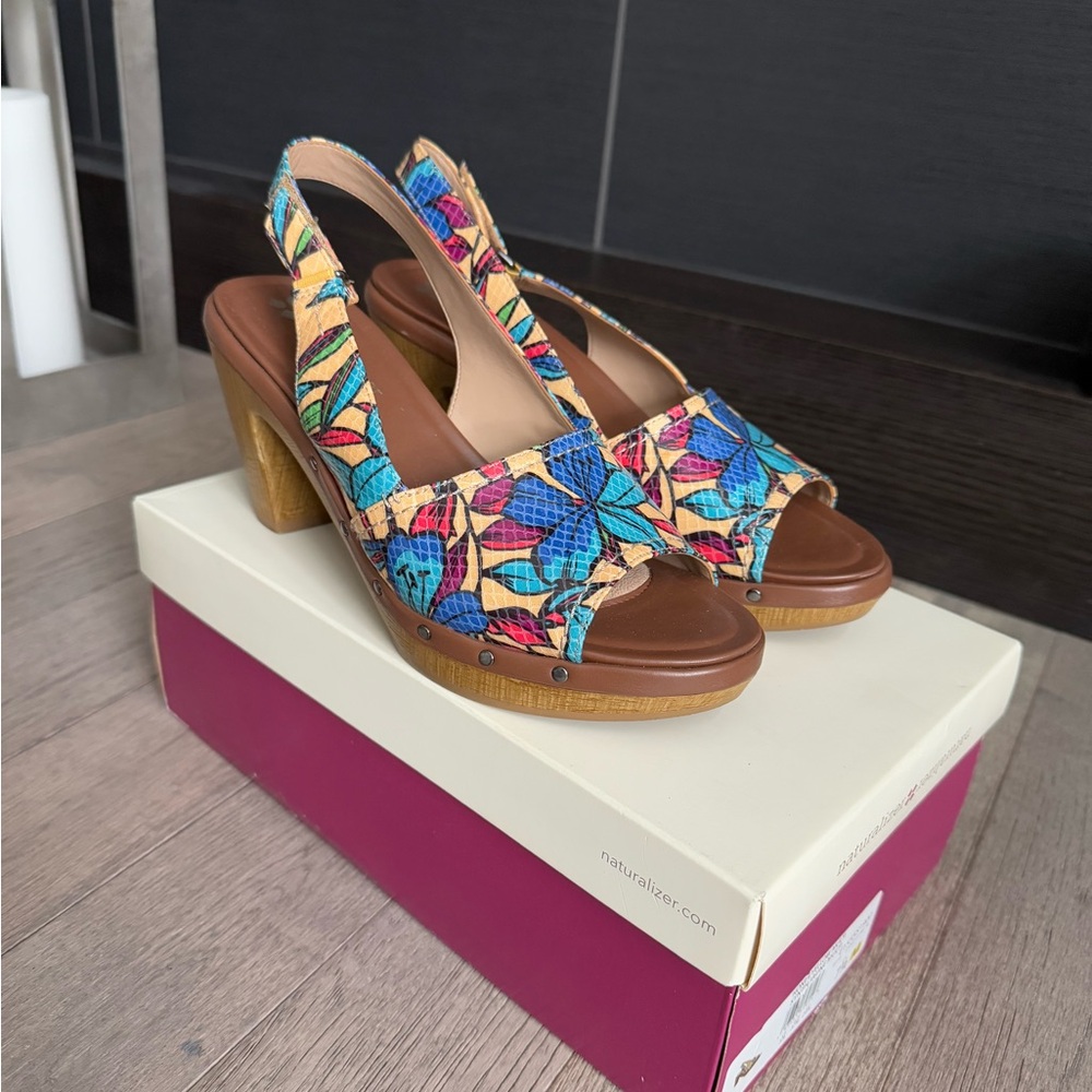 COPY - Naturalizer Colorful Slingback Heels